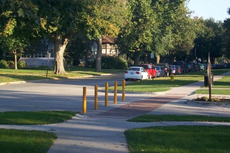 TrafficGuard, Inc Round Post Key Lock - Hinged bollards Grinnell College, Grinnell, IA