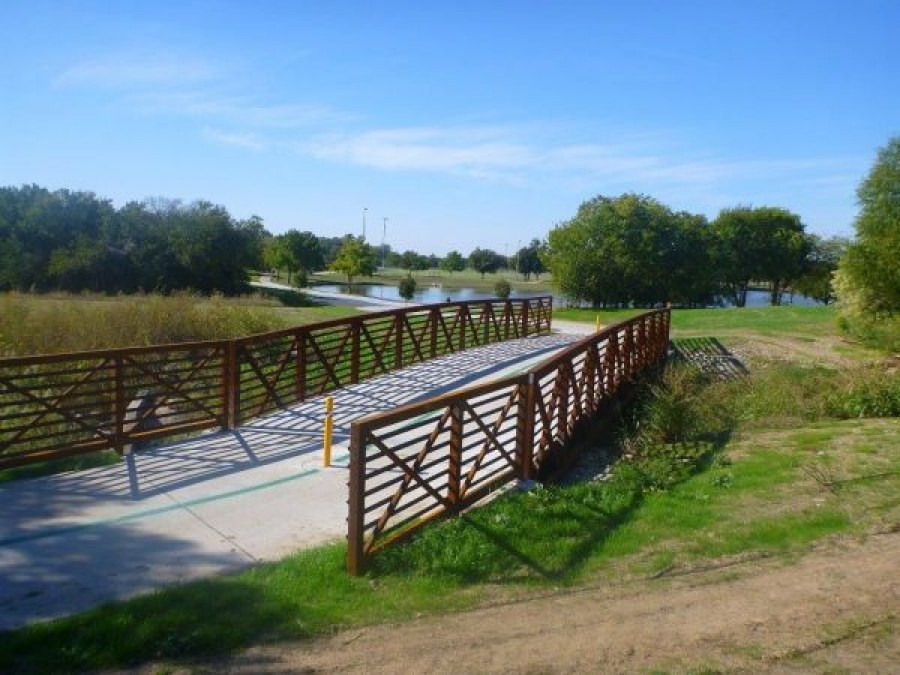 Round Post Top Lock TL1004R - Hutton Branch Trail, Carrollton, TX