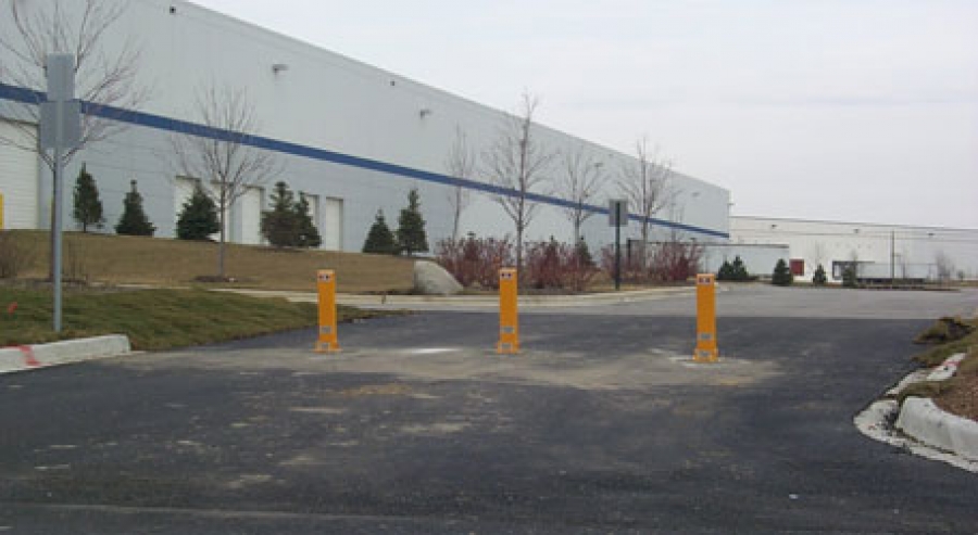 TrafficGuard, Inc Single Post, 30 - Removable bollard Illinois