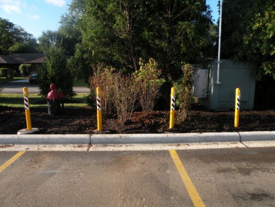 TrafficGuard, Inc Round Post Top Lock - Collapsible barriers Aurora University, Aurora, IL